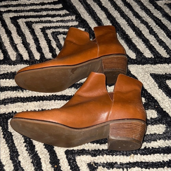 Cole Haan Tan Leather Ankle Booties Size 7 - Picture 3 of 7